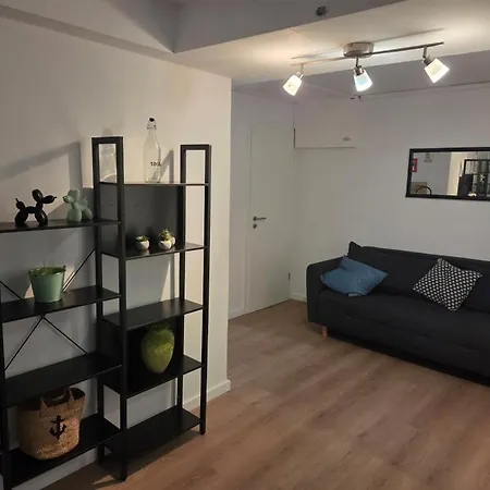 Neu! Moderne An Der Treene