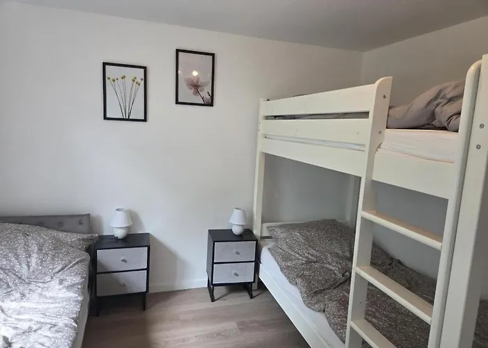 Neu! Moderne An Der Treene 塔普